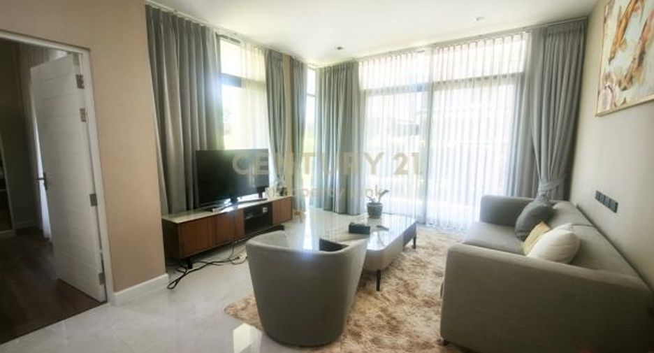 For sale 5 bedrooms house in Khlong Sam Wa, Bangkok