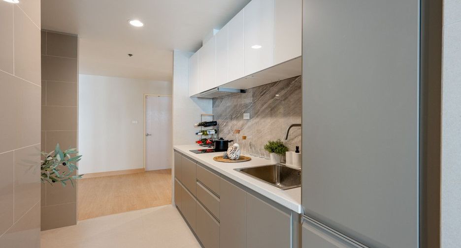 Condo en venta de 2 habitaciones en Khlong Toei, Bangkok