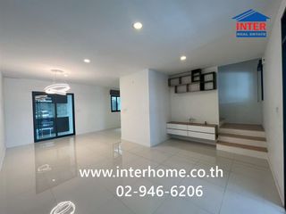 Casa adosada en venta de 3 habitaciones en Rat Burana, Bangkok