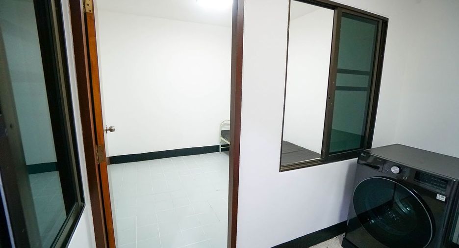 出租 4 卧室 公寓式住宅 在 Khlong Toei, 曼谷