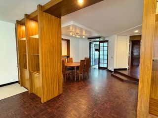 出租 2 卧室 公寓式住宅 在 Khlong Toei, 曼谷