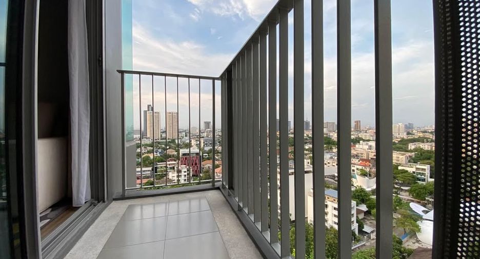 Condo en alquiler y en venta de 1 habitaciones en Watthana, Bangkok
