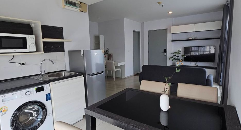For rent 2 ベッドルーム condo in Huai Khwang, Bangkok