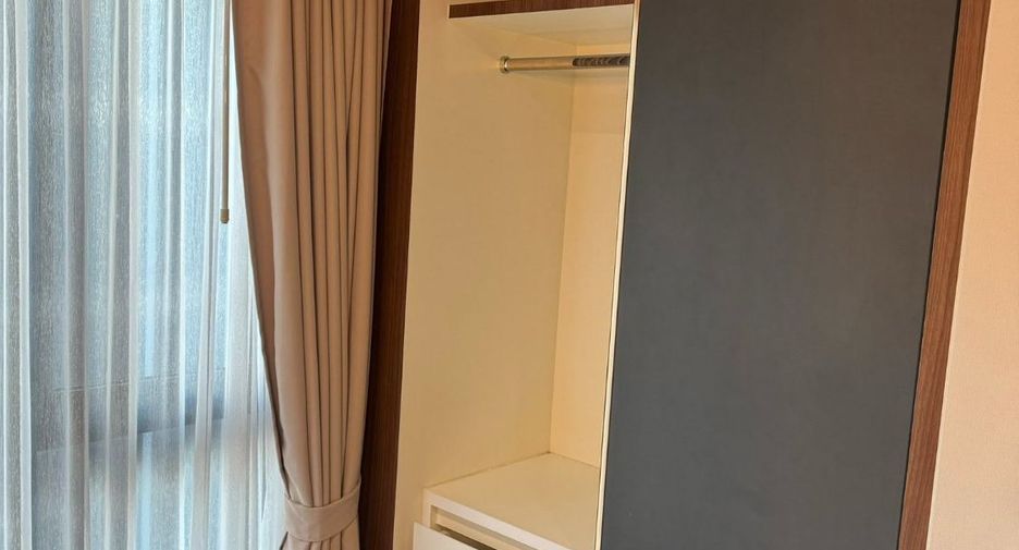 For rent 1 bed condo in Huai Khwang, Bangkok