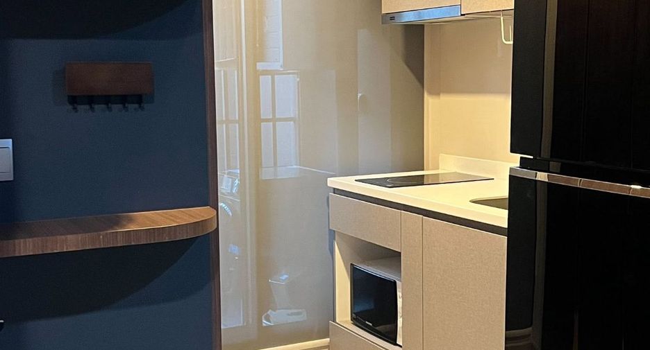 For rent 1 bed condo in Huai Khwang, Bangkok