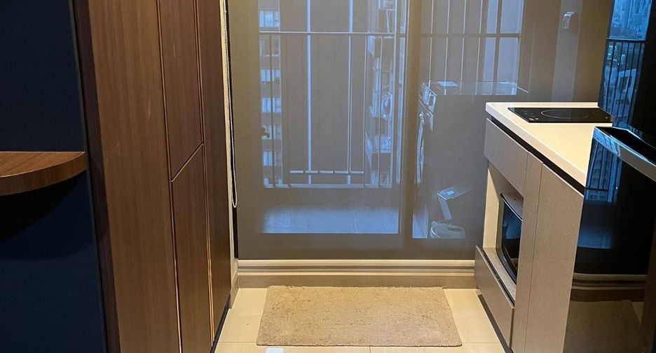 For rent 1 bed condo in Huai Khwang, Bangkok