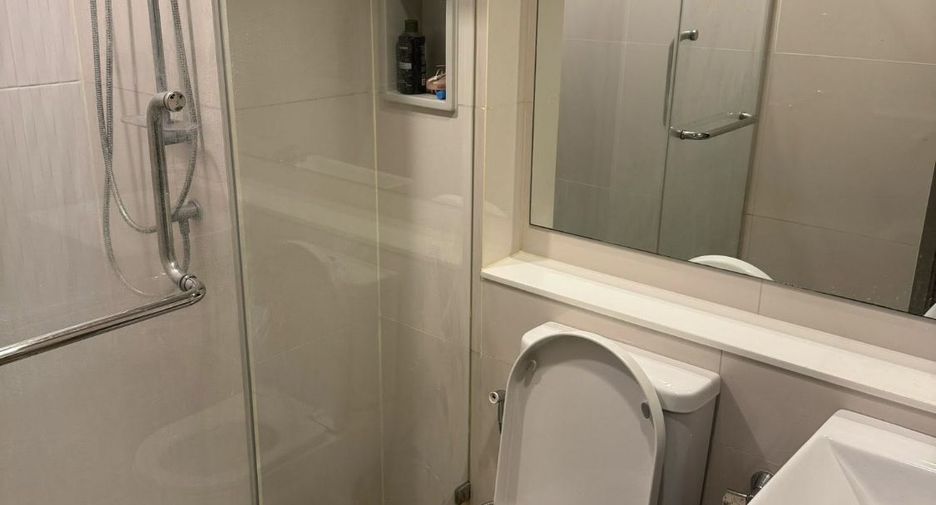 For rent 1 bed condo in Huai Khwang, Bangkok