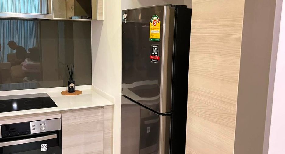 For rent 2 bedrooms condo in Khlong San, Bangkok
