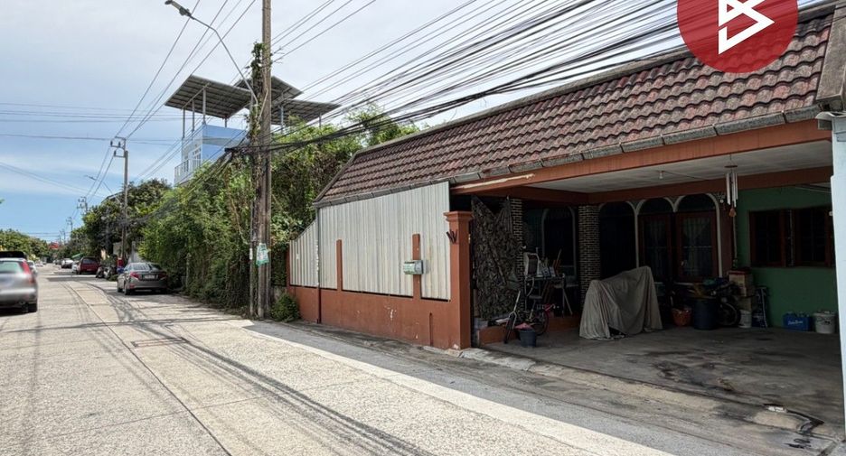 For sale 3 bedrooms house in Mueang Samut Prakan, Samut Prakan