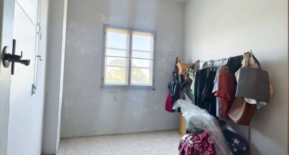 Продажа 3 спальни таунхаус в Mueang Samut Sakhon, Самутсакхон