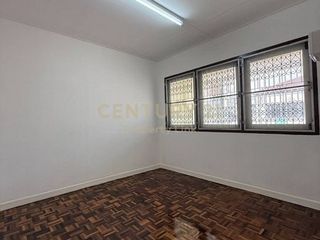 For sale 5 bedrooms townhouse in Ratchathewi, Bangkok