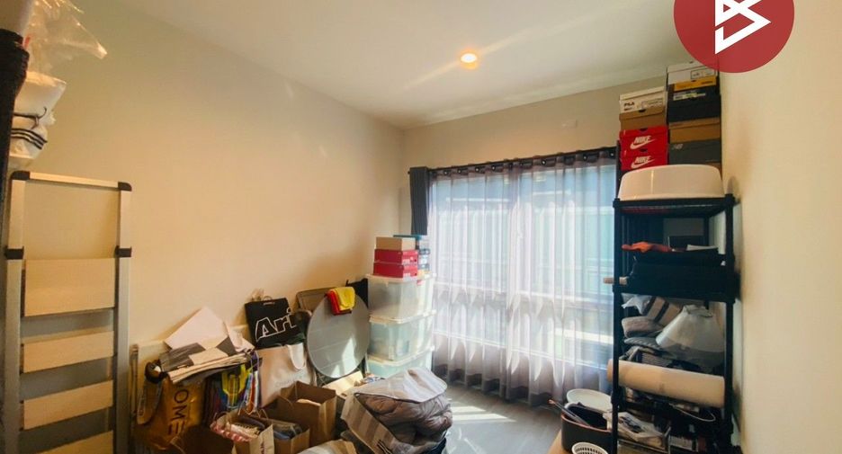 Reihenhaus zur Miete und zum Kauf mit 3 Zimmer in Lat Krabang, Bangkok