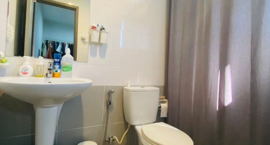 Reihenhaus zur Miete und zum Kauf mit 3 Zimmer in Lat Krabang, Bangkok