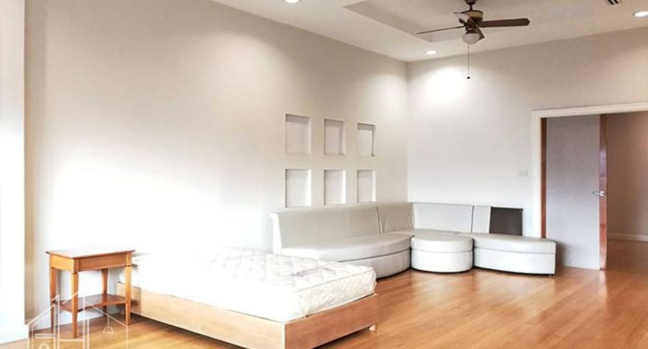 ให้เช่า 4 ห้องนอน อพาร์ทเม้นท์ ใน วัฒนา, กรุงเทพฯ