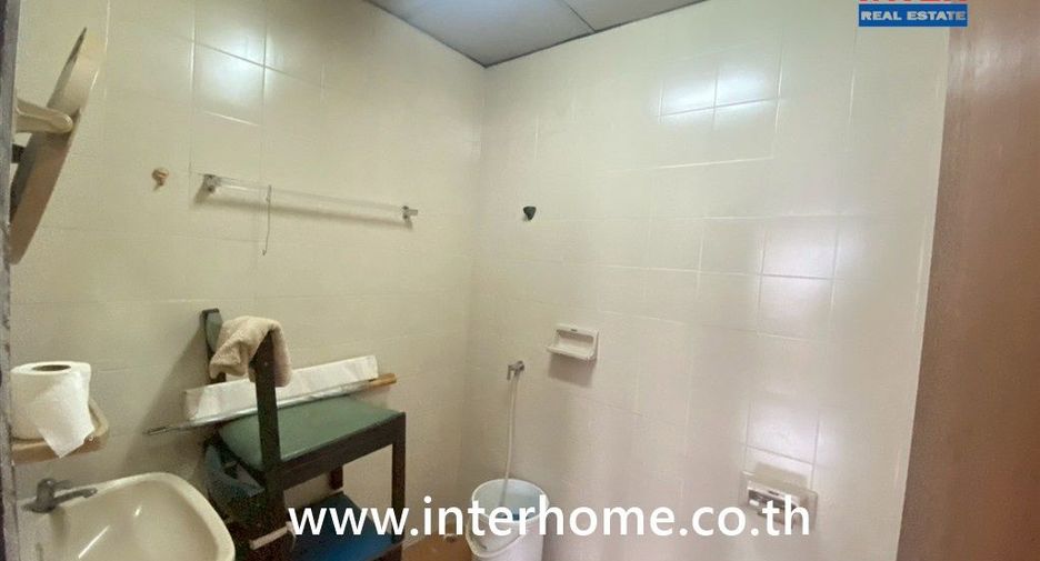 Reihenhaus zum Kauf mit 2 Zimmer in Bueng Kum, Bangkok