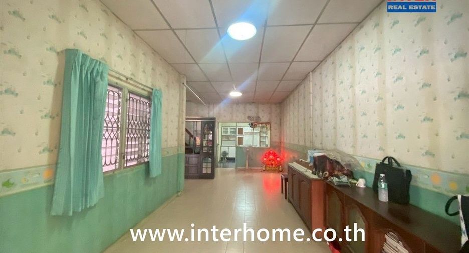 Reihenhaus zum Kauf mit 2 Zimmer in Bueng Kum, Bangkok