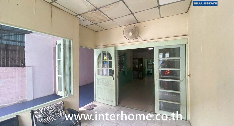 Reihenhaus zum Kauf mit 2 Zimmer in Bueng Kum, Bangkok