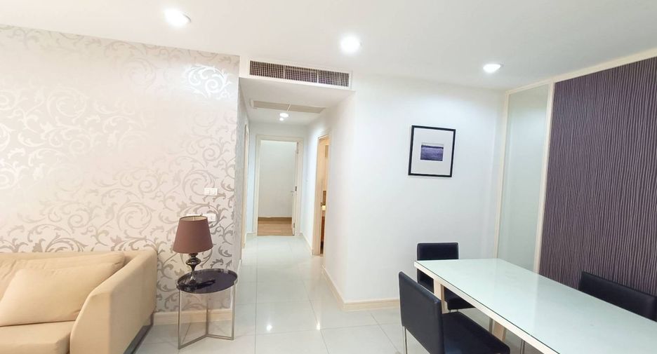 For rent 2 bedrooms condo in Watthana, Bangkok