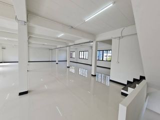 For sale retail Space in Chatuchak, Bangkok