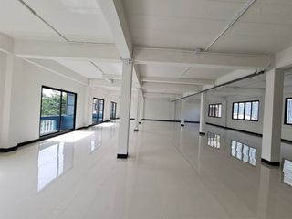 For sale retail Space in Chatuchak, Bangkok