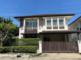 For sale 3 bedrooms house in Lat Krabang, Bangkok