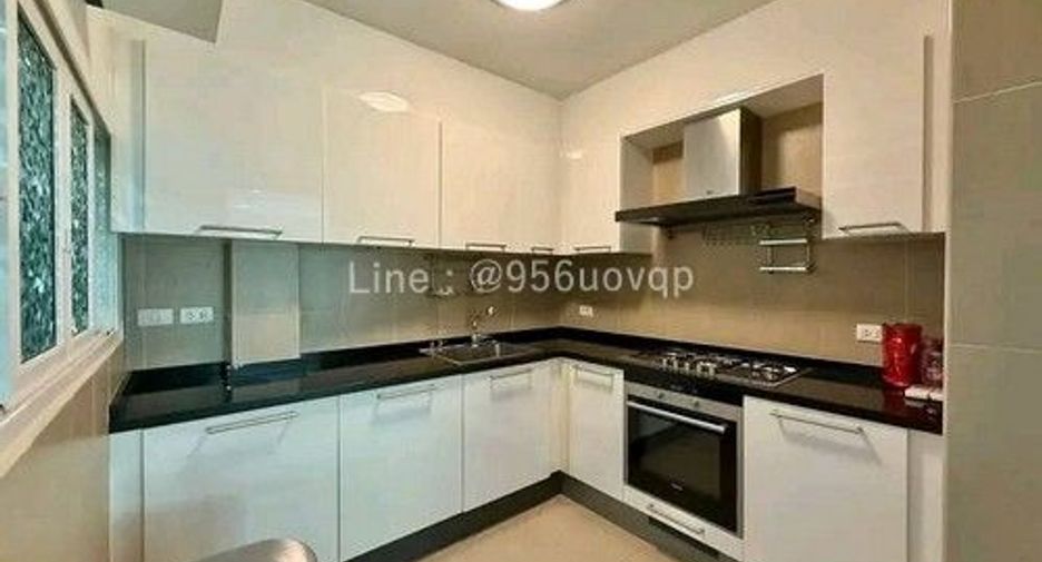For sale 3 ベッドルーム house in Lat Krabang, Bangkok