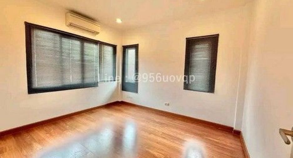For sale 3 ベッドルーム house in Lat Krabang, Bangkok