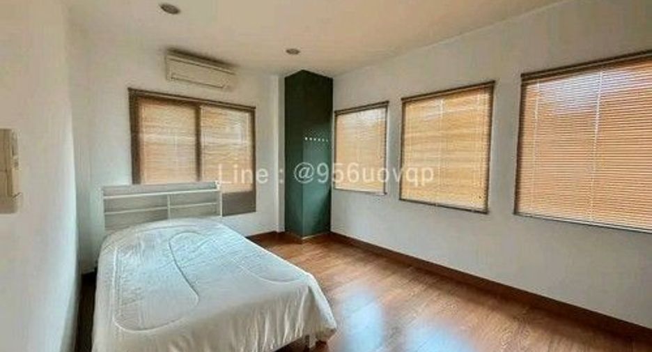 For sale 3 ベッドルーム house in Lat Krabang, Bangkok