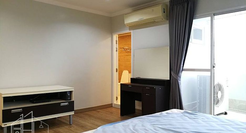 For rent 3 ベッドルーム condo in Watthana, Bangkok