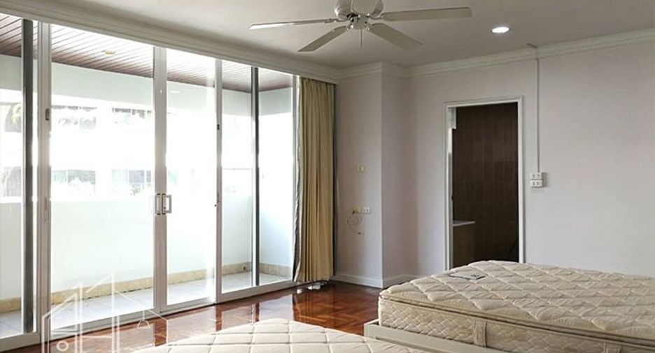ให้เช่า 4 ห้องนอน คอนโด ใน คลองเตย, กรุงเทพฯ
