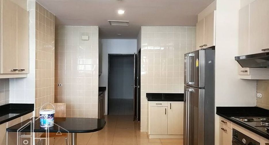ให้เช่า 4 ห้องนอน คอนโด ใน คลองเตย, กรุงเทพฯ