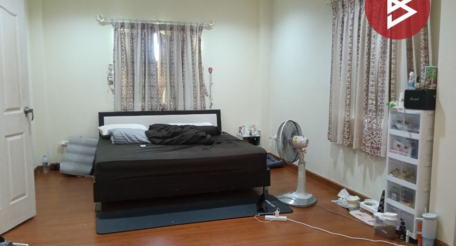 For sale 3 bedrooms house in Nong Chok, Bangkok