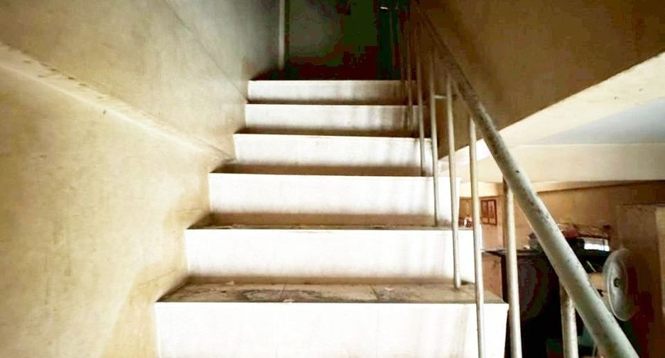 ขาย 2 ห้องนอน พื้นที่ค้าปลีก ใน วัฒนา, กรุงเทพฯ