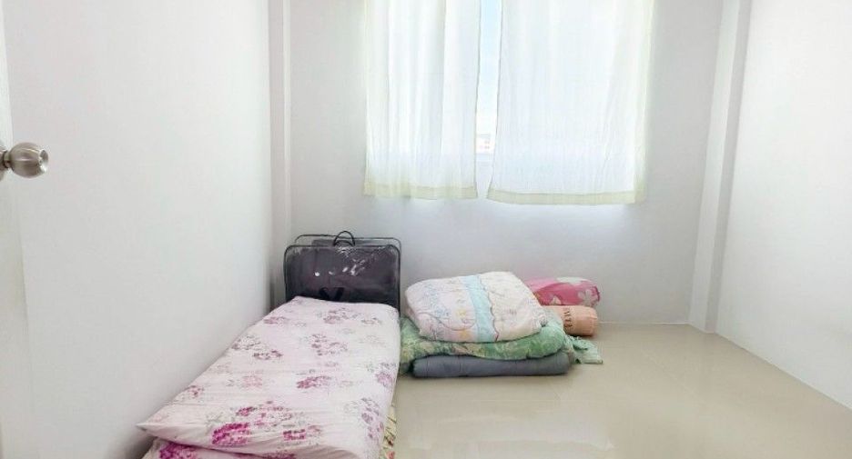 For sale 3 ベッドルーム townhouse in Mueang Samut Sakhon, Samut Sakhon