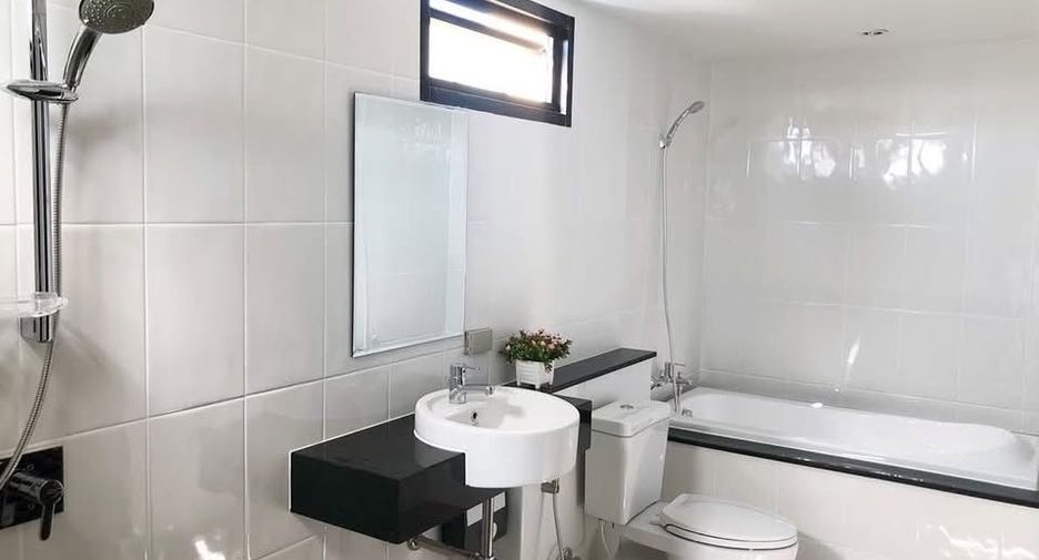For rent and for sale 2 bedrooms condo in Mueang Chiang Mai, Chiang Mai