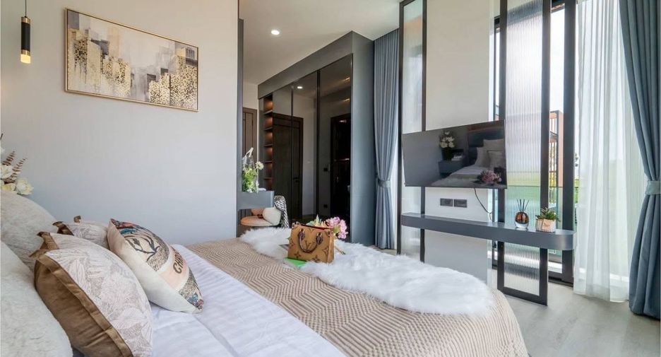 For sale 5 bedrooms house in East Pattaya, Pattaya