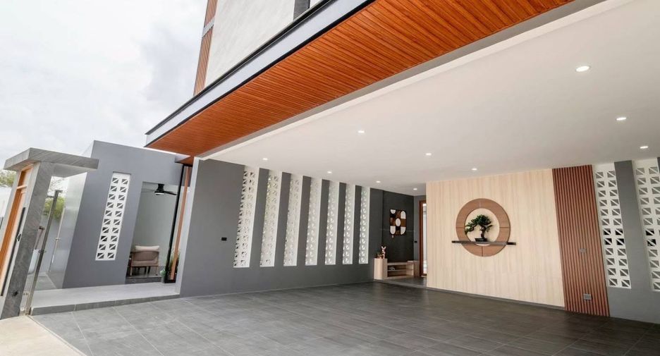 For sale 5 bedrooms house in East Pattaya, Pattaya