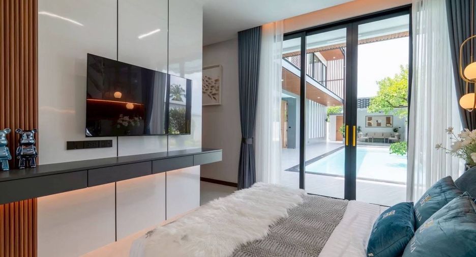 For sale 5 bedrooms house in East Pattaya, Pattaya