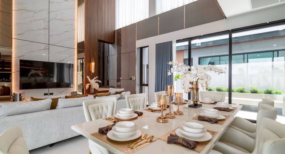 For sale 5 bedrooms house in East Pattaya, Pattaya