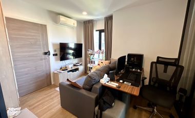 For sale 1 bed condo in Khlong Toei, Bangkok