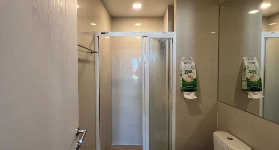 For sale 1 bed condo in Khlong Toei, Bangkok