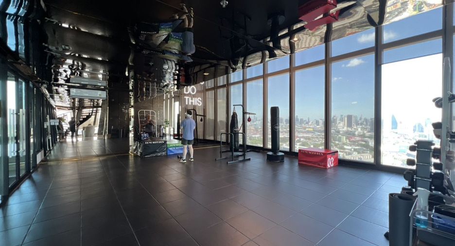 For sale 1 bed condo in Khlong Toei, Bangkok