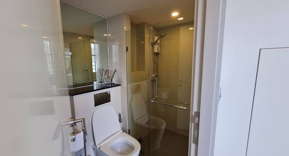 Condo en alquiler de 1 habitaciones en Sathon, Bangkok