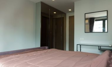 À louer et à vendre 2 chambres condo à Khlong Toei, Bangkok