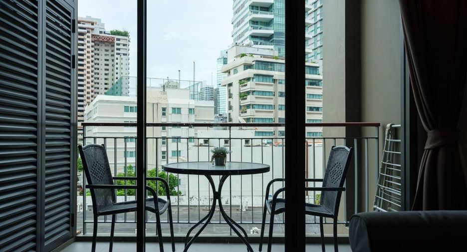 À louer et à vendre 2 chambres condo à Khlong Toei, Bangkok
