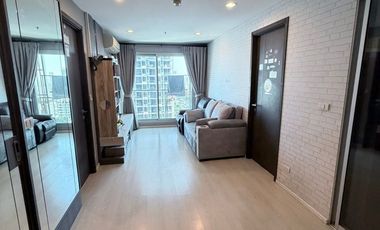 For rent 2 bedrooms condo in Sathon, Bangkok