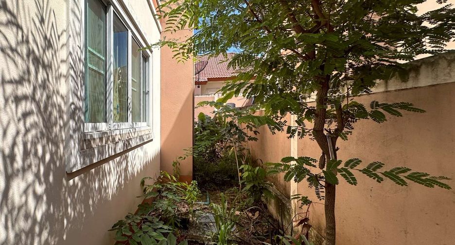 Casa en venta de 3 habitaciones en Pluak Daeng, Rayong
