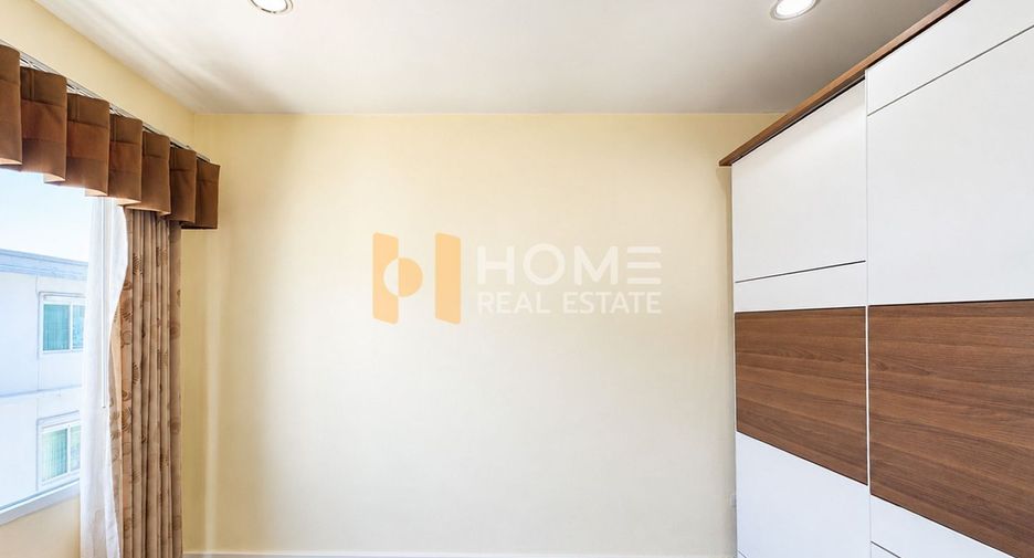 For sale 3 bedrooms townhouse in Prawet, Bangkok