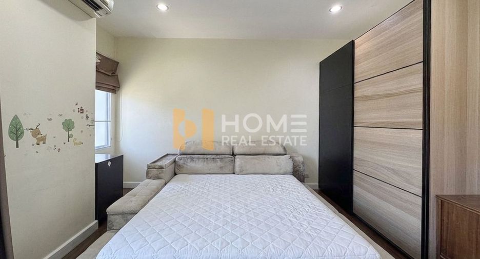 For sale 3 bedrooms townhouse in Prawet, Bangkok