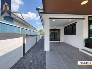 For sale 3 bedrooms house in Nong Chok, Bangkok